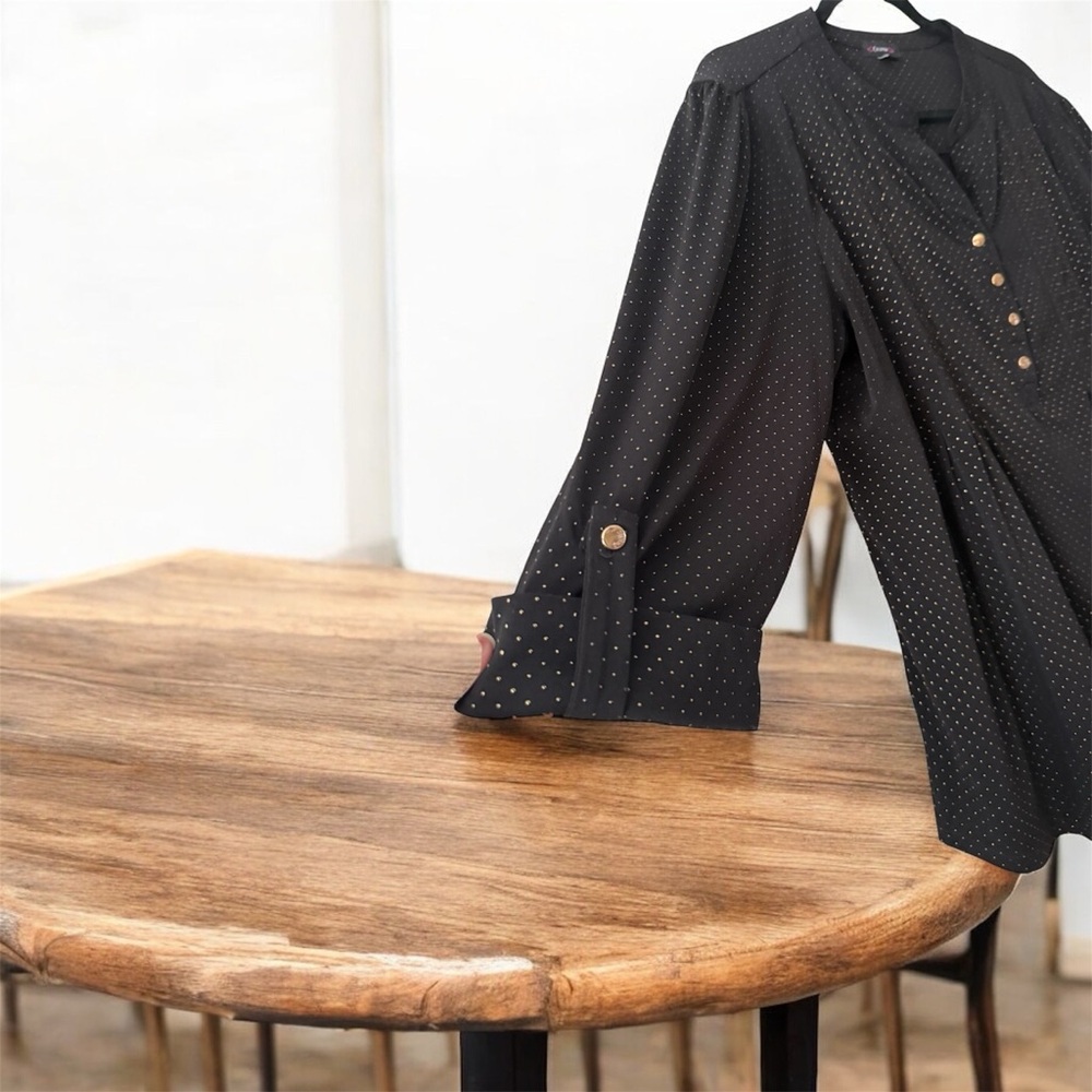Cocomo Black Button-Up Blouse - Picture 3 of 9